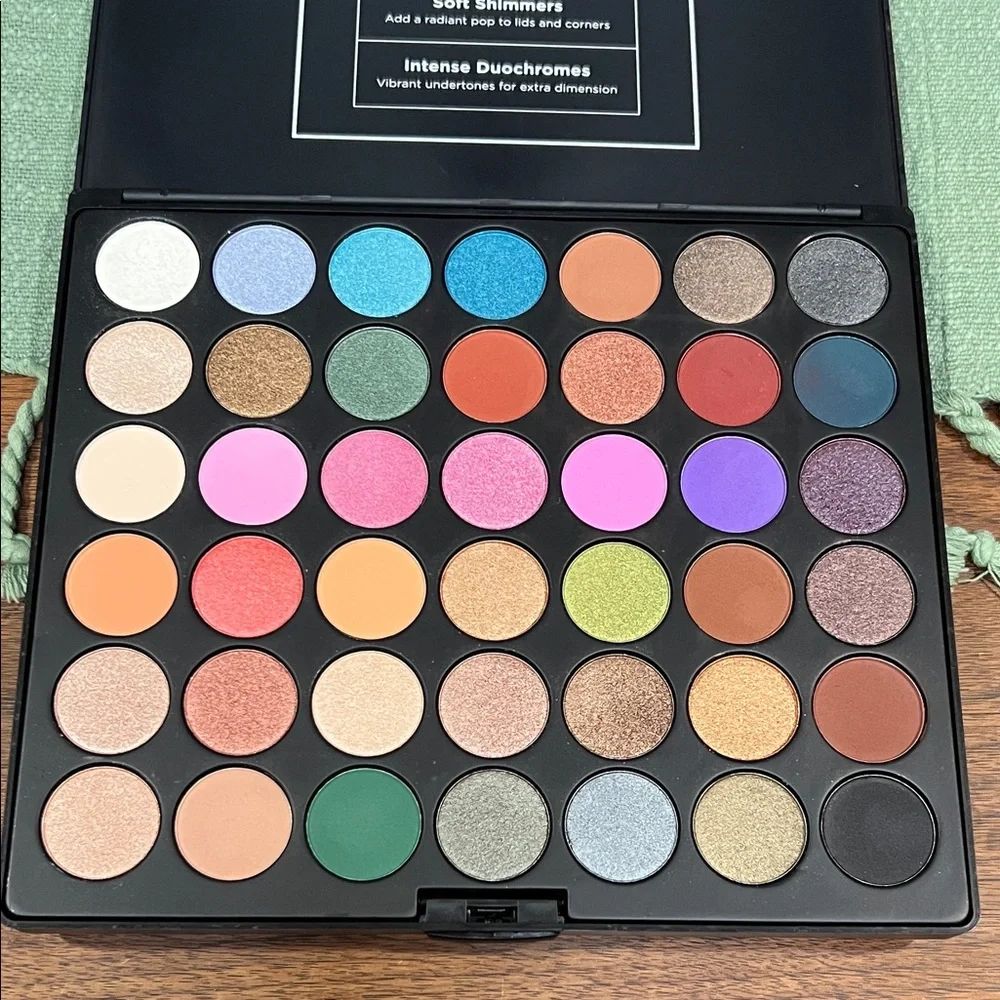 bh Cosmetics Studio Pro Ultimate Artistry Shadow Palette
